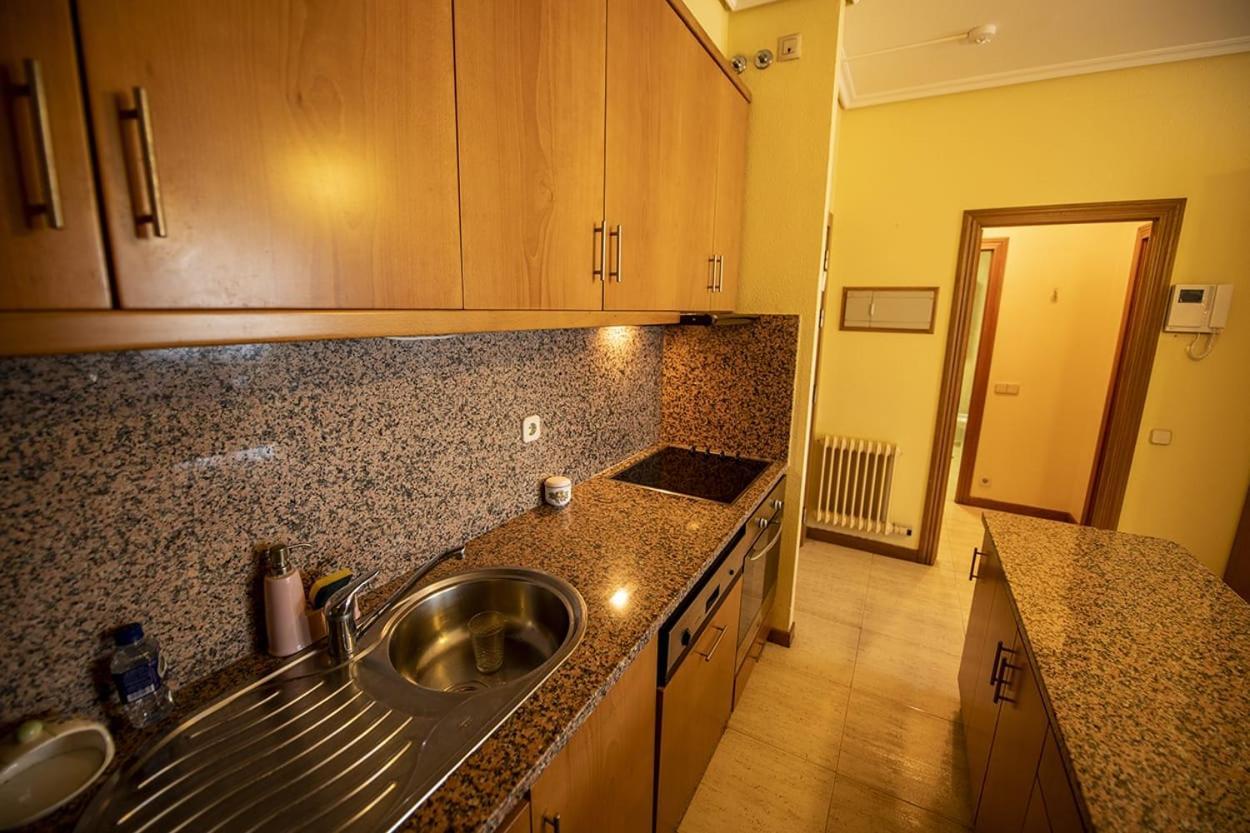 Samil Apartment, Primera Linea De Playa Con Wifi Y Garaje Vigo Exterior photo